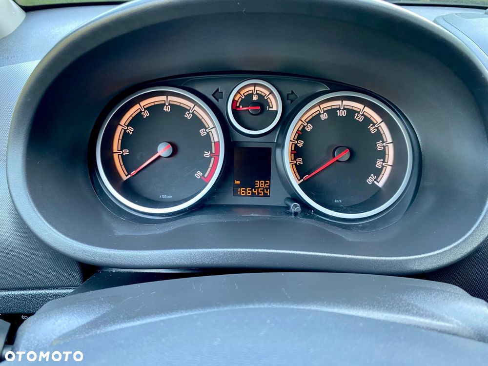 Opel Corsa - 19