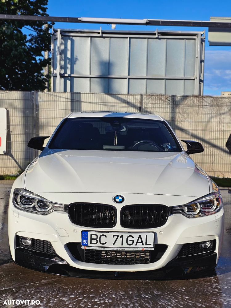 BMW Seria 3 320d xDrive AT M Sport - 13