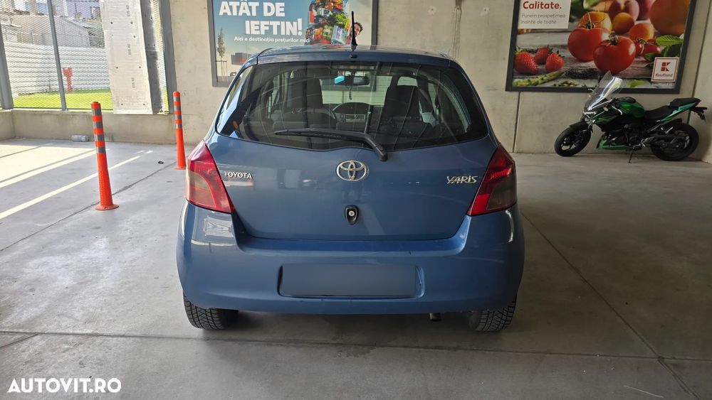 Toyota Yaris 1.4 D-4D Sol - 5