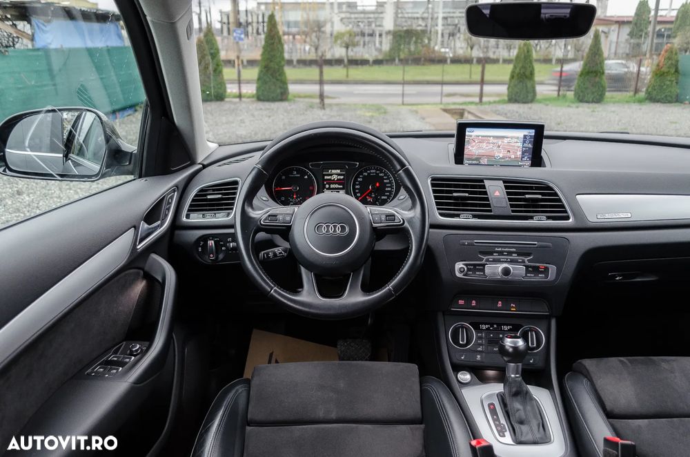 Audi Q3 2.0 TDI Quattro S tronic sport - 14