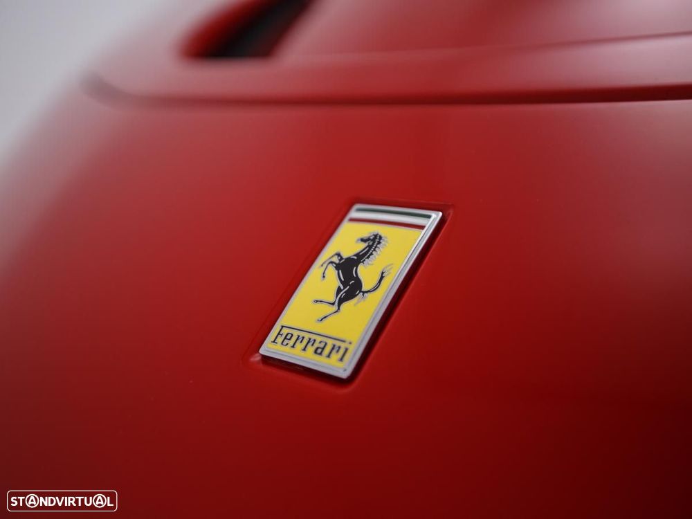 Ferrari SF90 Spider - 26