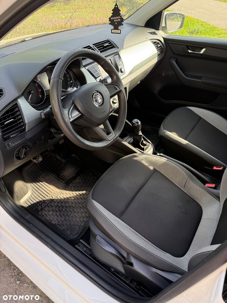 Skoda Fabia 1.0 TSI Ambition - 10