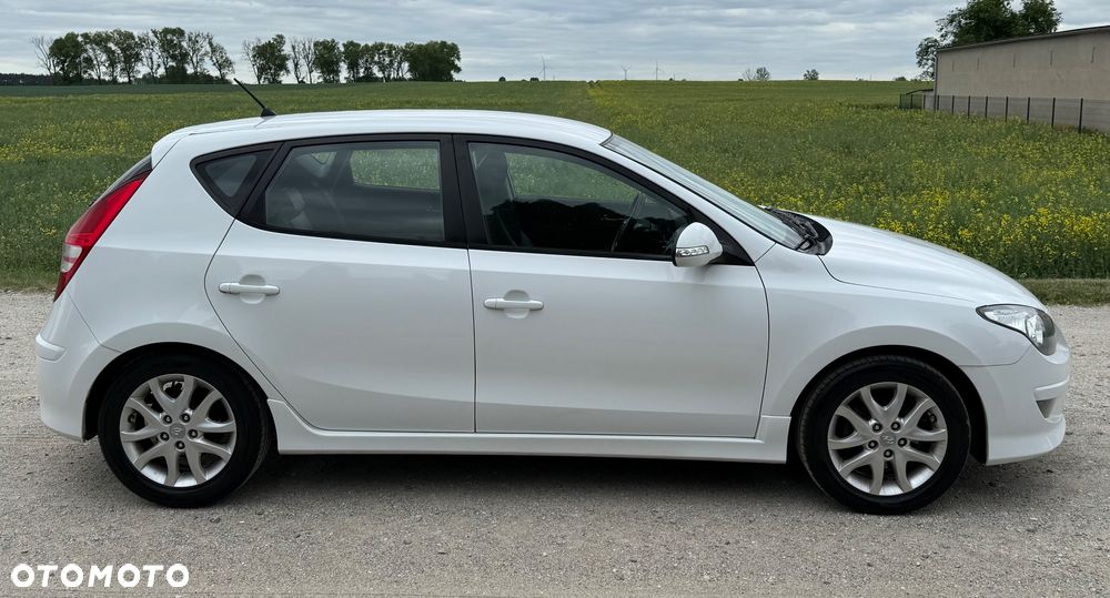 Hyundai i30 1.4 White Edition - 10