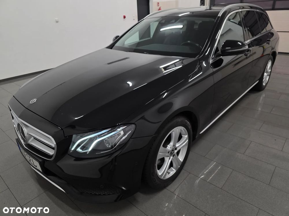 Mercedes-Benz Klasa E 220 d 9G-TRONIC AMG Line - 33