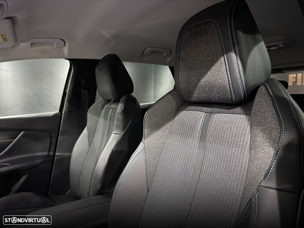 Peugeot 3008 1.2 PureTech Allure EAT8 - 16