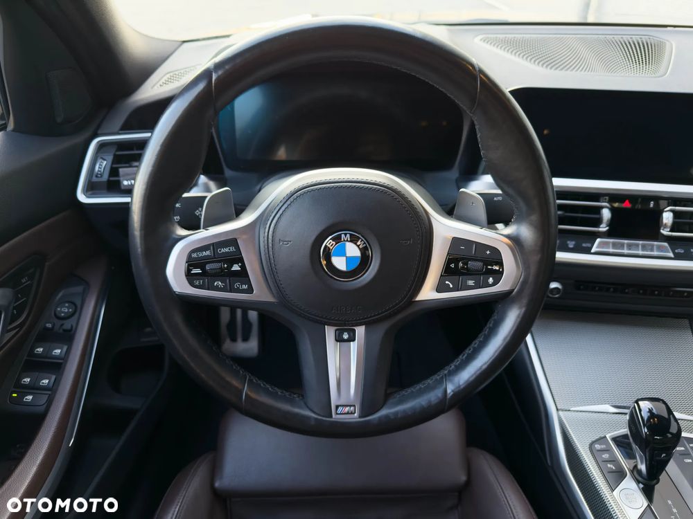 BMW Seria 3 320d xDrive M Sport Shadow - 24