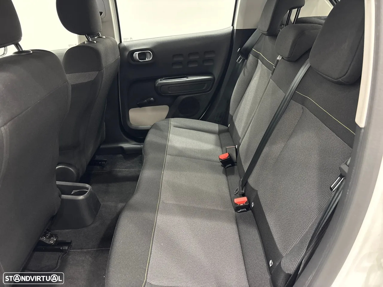 Citroën C3 1.2 PureTech C-Series - 10