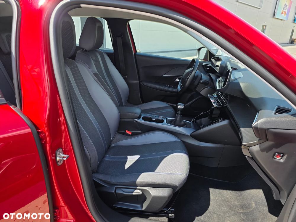 Peugeot 2008 PureTech 130 GT Pack - 22