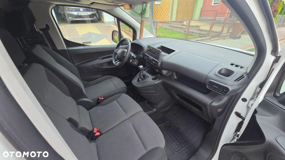 Toyota Proace City - 22