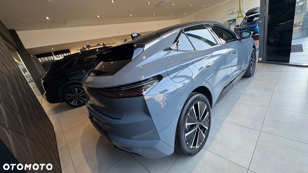 DS Automobiles N°4 E-Tense 58.3kWh Étoile Alcantara - 6