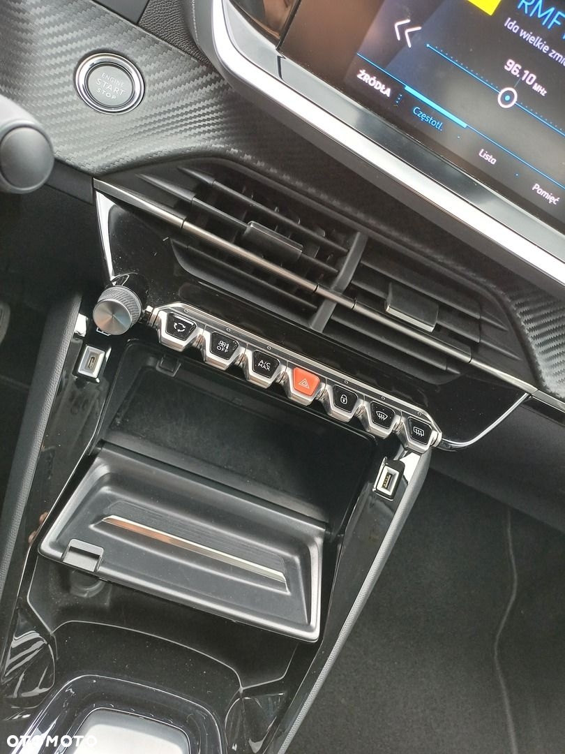 Peugeot 208 1.2 PureTech Allure Pack S&S EAT8 - 19