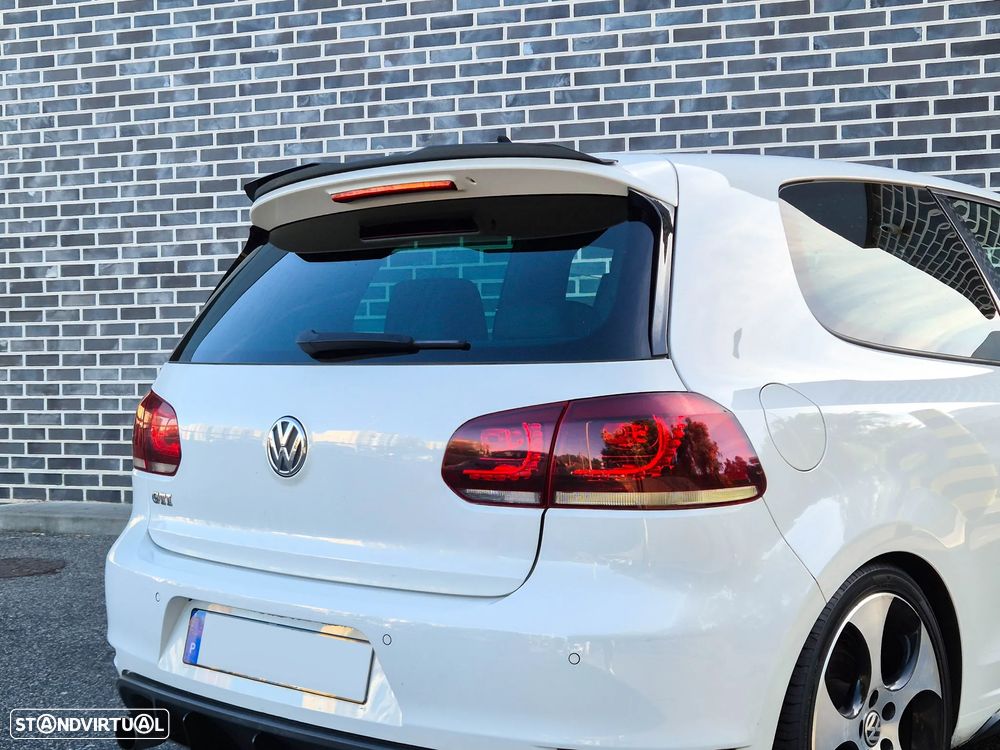VW Golf 2.0 GTI DSG - 25