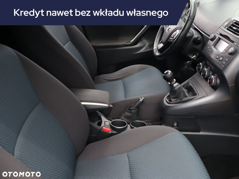 Toyota Verso - 11