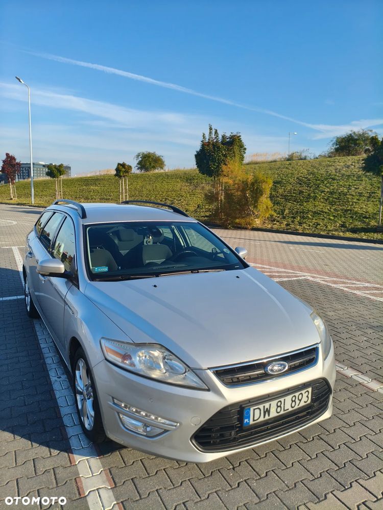 Ford Mondeo 2011 photo 2