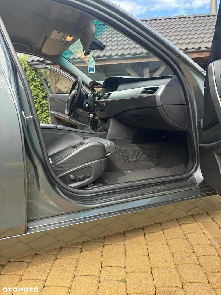 BMW Seria 5 - 12