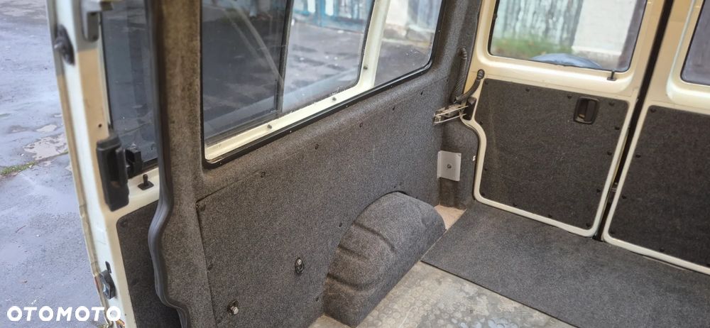 Volkswagen Transporter - 6