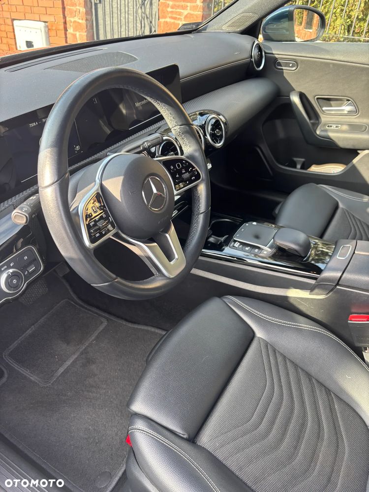 Mercedes-Benz Klasa A 180 Style 7G-DCT - 5