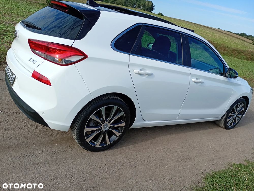 Hyundai i30 1.0 T-GDI Premium - 12