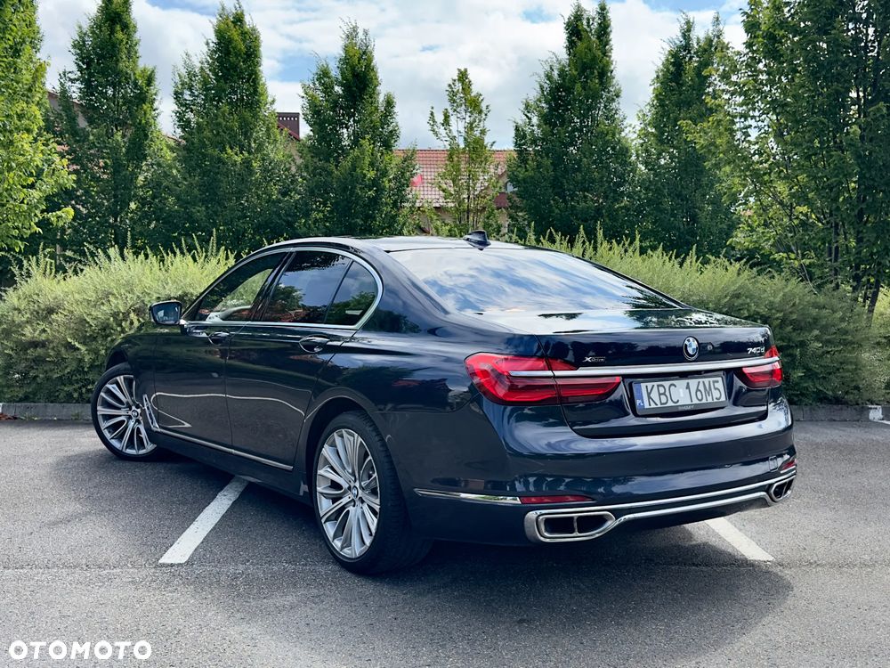 BMW Seria 7 740d xDrive - 3