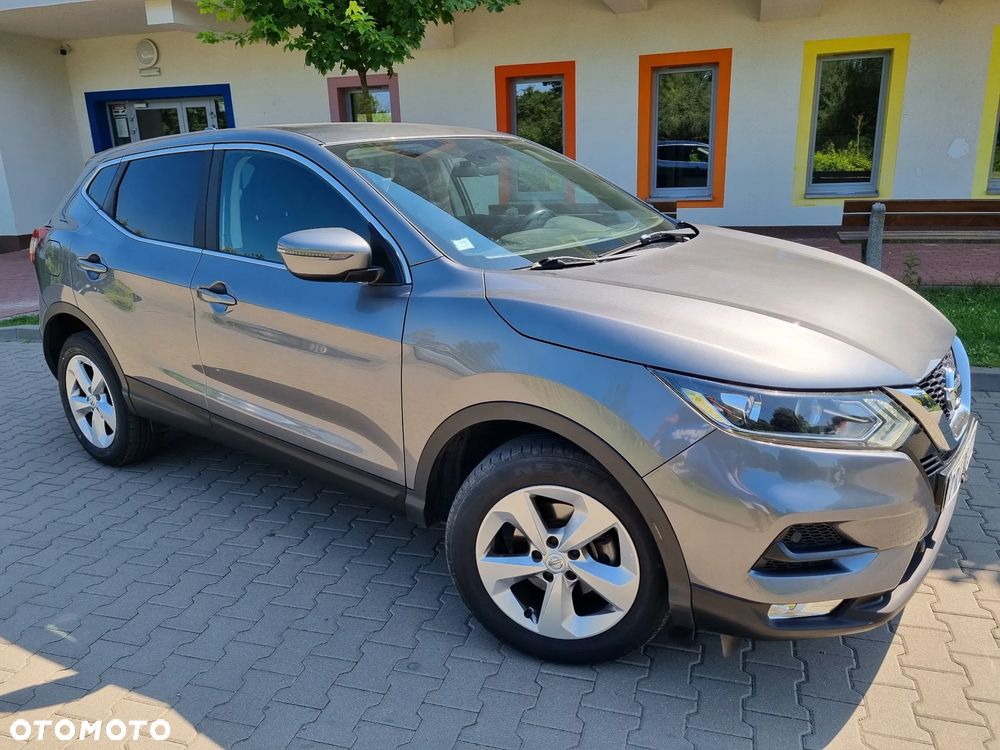 Nissan Qashqai 1.3 DIG-T N-Connecta - 24