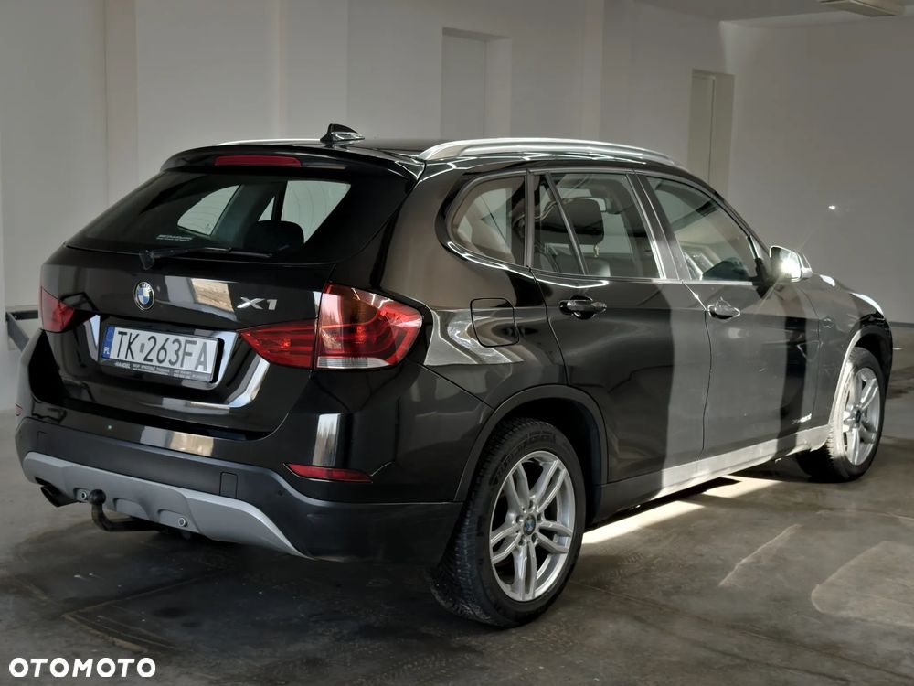 BMW X1 xDrive18d xLine - 6