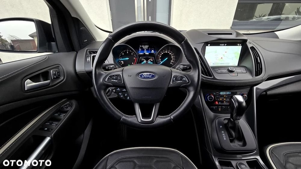 Ford Kuga 2.0 TDCi 4x4 Vignale - 24