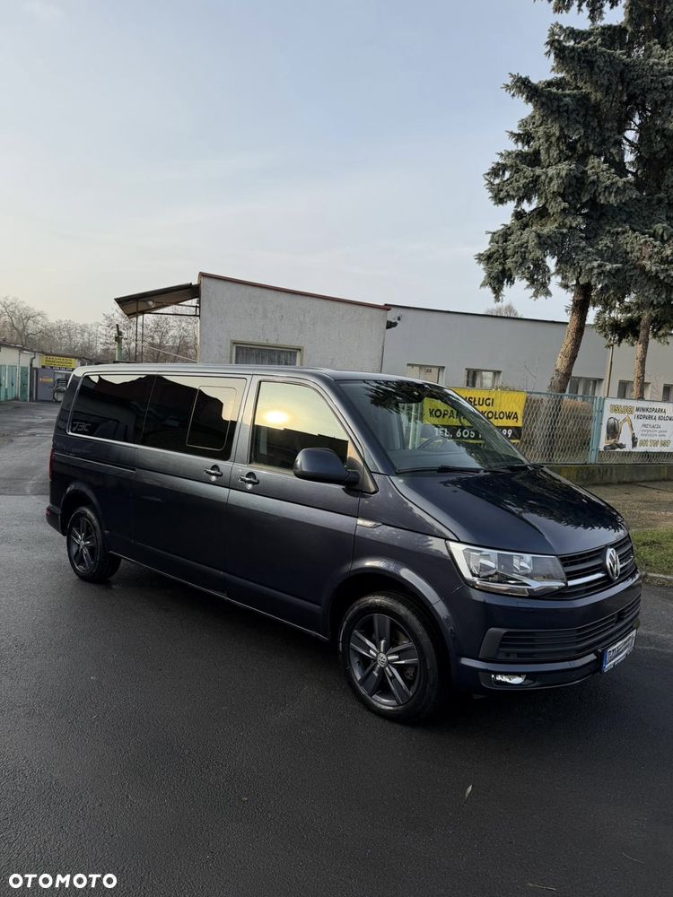 Volkswagen Caravelle - 2