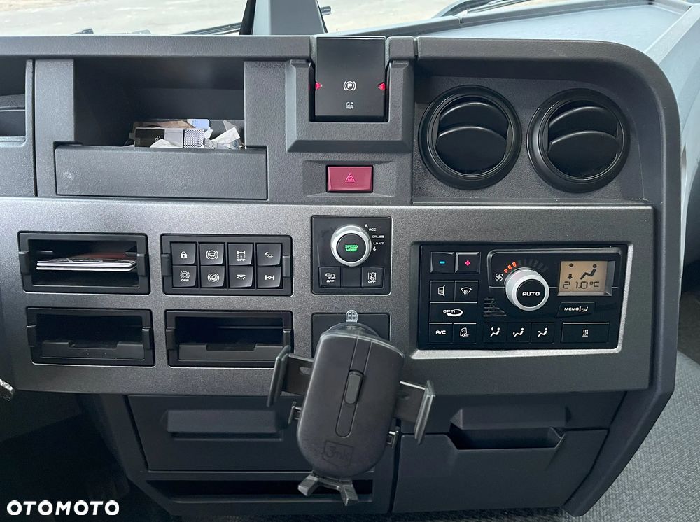 Renault T520 - 21