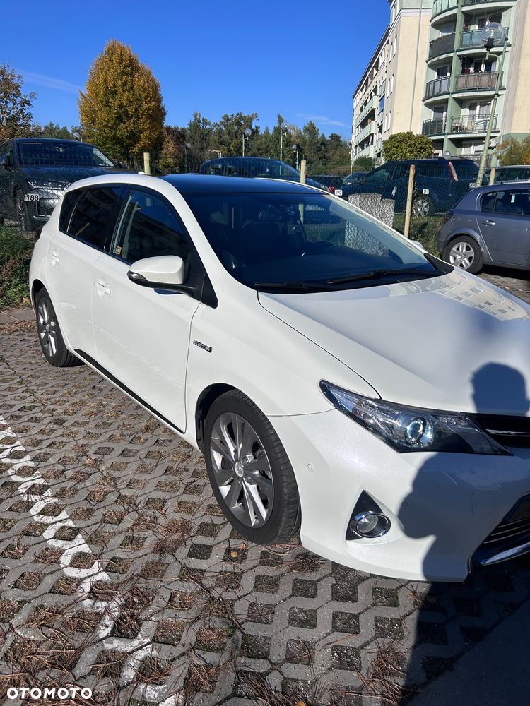 Toyota Auris 2013 photo 2