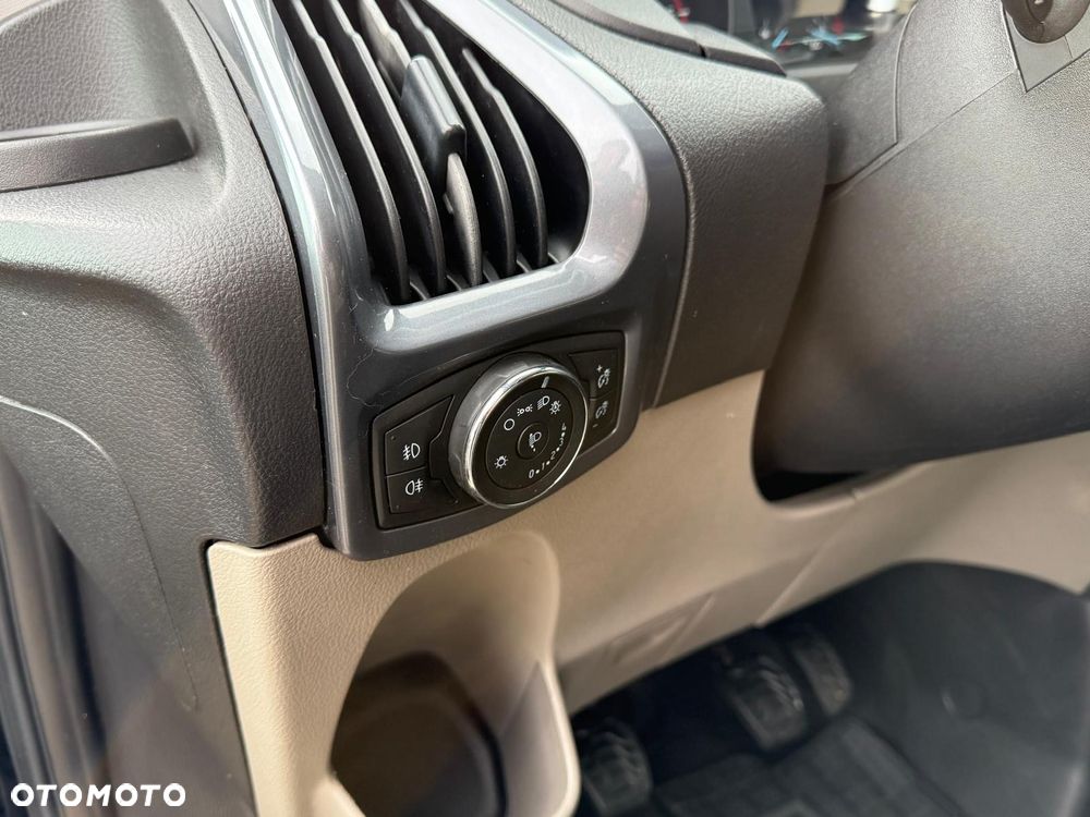 Ford Tourneo Custom 2.0 TDCi L2 Titanium - 17