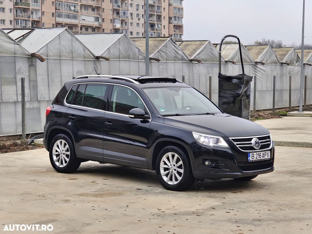Volkswagen Tiguan - 2