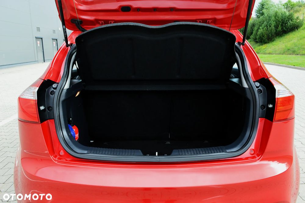 Kia Rio 1.2 L - 31