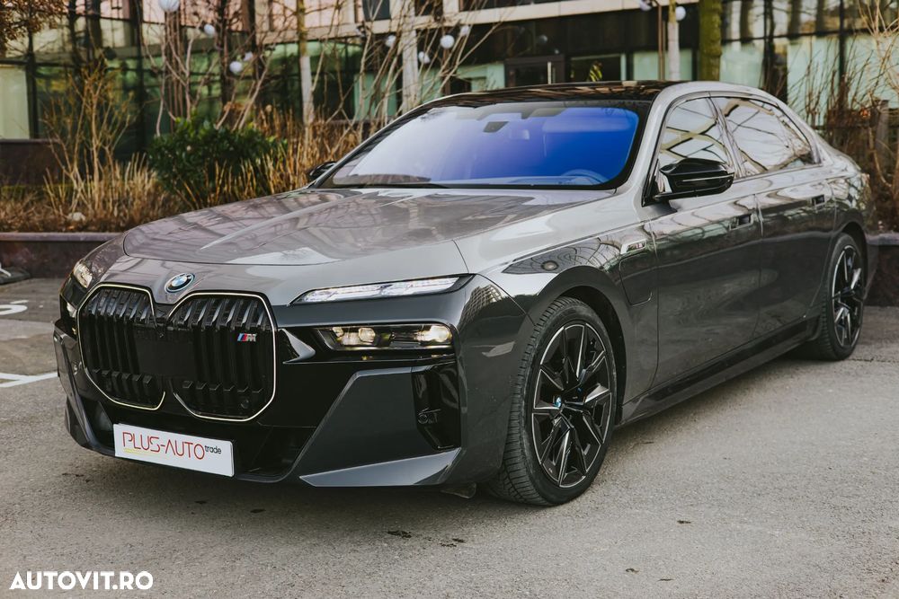BMW M7 M760e xDrive - 3