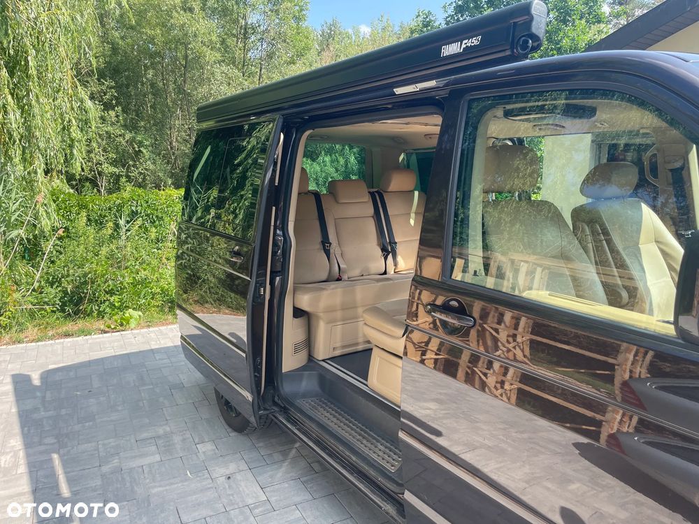 Volkswagen Multivan - 1