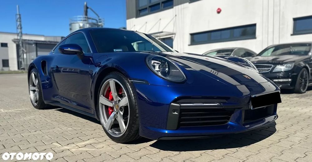 Porsche 911 Turbo - 2