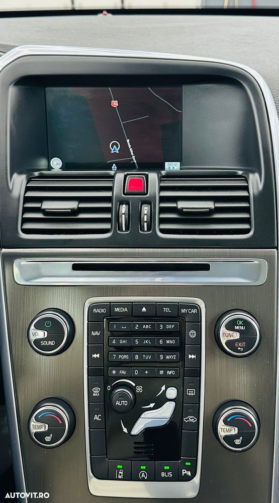 Volvo XC 60 D3 Momentum - 23