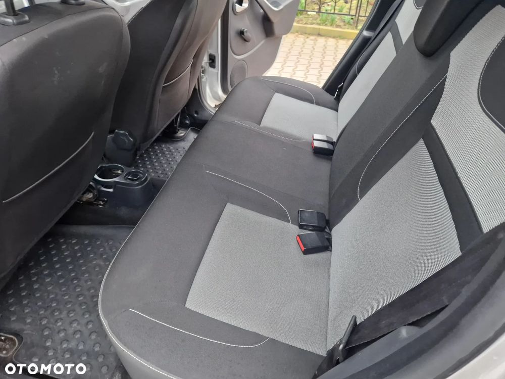 Dacia Duster 1.6 SCe Outdoor 4x4 S&S - 14