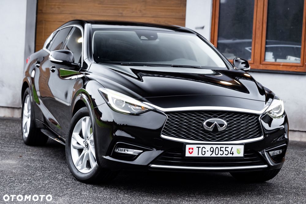 Infiniti Q30 2.2d DCT AWD Sport - 4