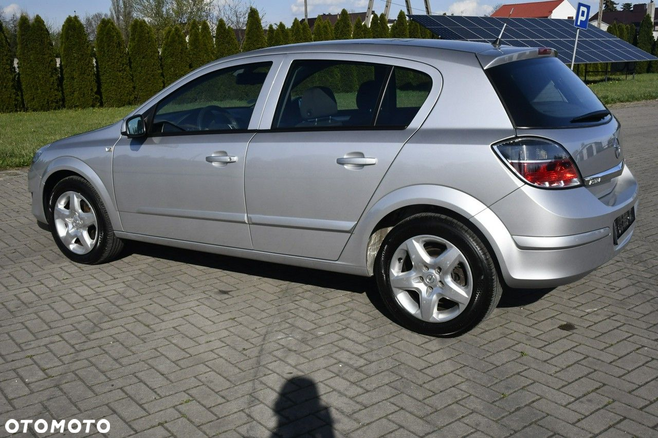 Opel Astra - 11