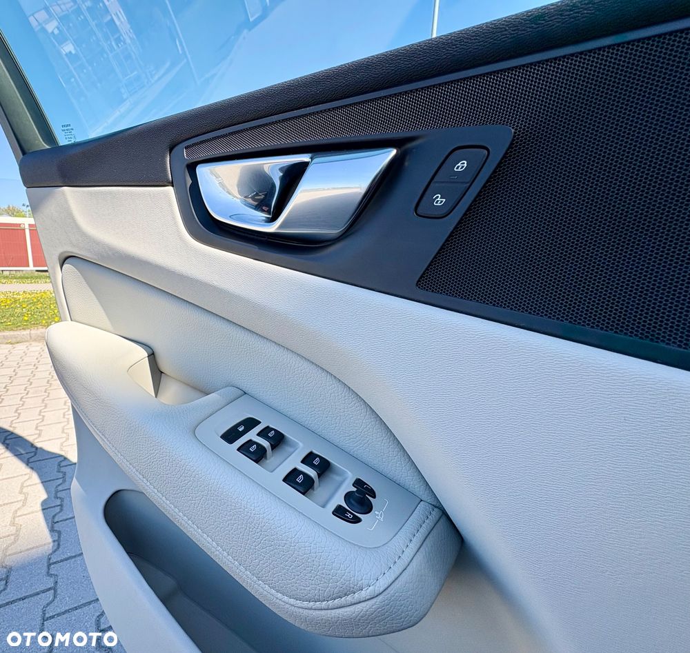 Volvo XC 60 D3 Summum - 28