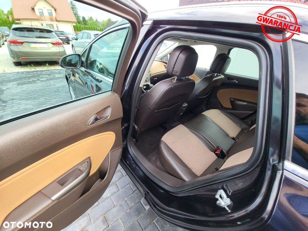 Opel Astra - 33