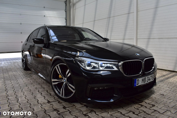 BMW Seria 7 740e iPerformance