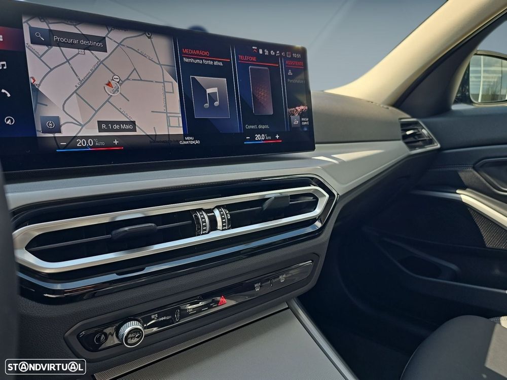 BMW 320 e Auto - 29