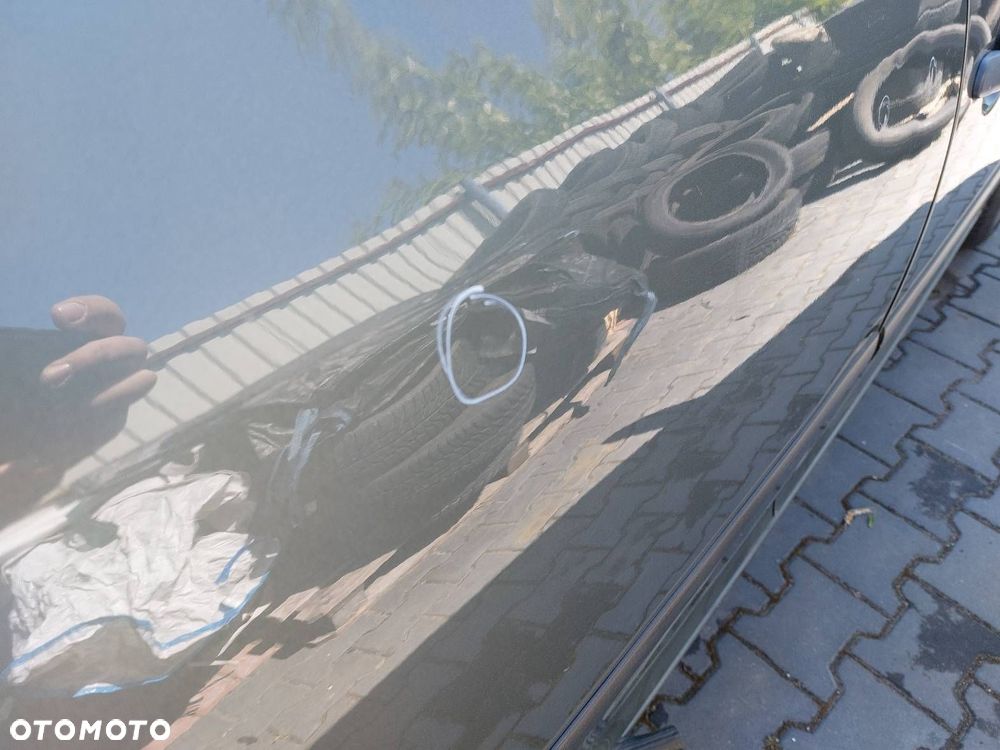 DRZWI KOMPLETNE PRAWY TYŁ VW GOLF V HB 5D LA6Q - 7