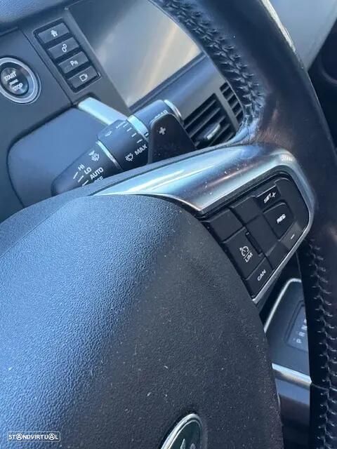 Land Rover Discovery Sport - 11