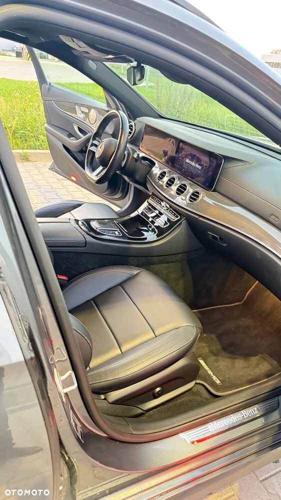 Mercedes-Benz Klasa E 300 de 4Matic 9G-TRONIC AMG Line - 17