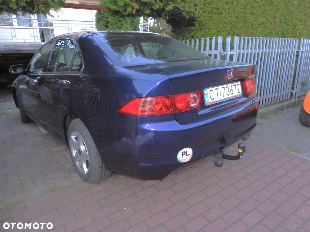 Honda Accord 2.0 Comfort - 12
