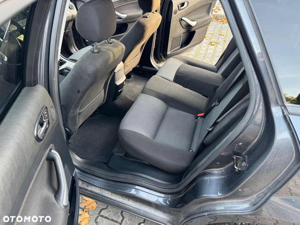 Ford Mondeo 2.0 Turnier TDCI Titanium - 19