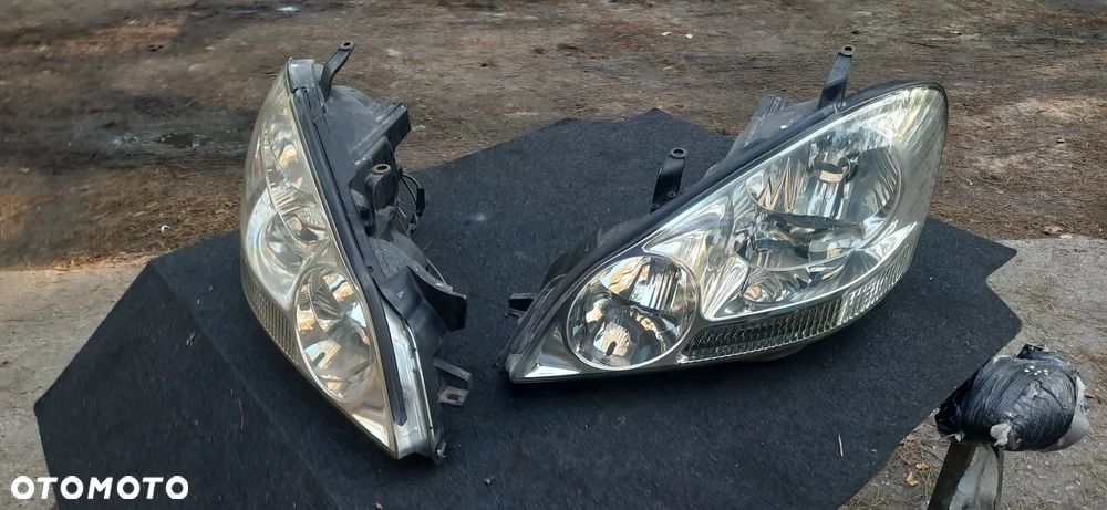 Toyota Avensis Verso 1 clm20l Lakier 1c0  Maska błotnik drzwi  Reflektor lampa przód tył - 13