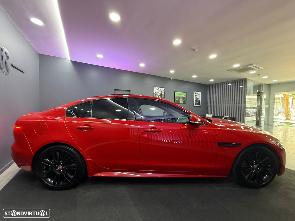 Jaguar XE D180 Aut. R-Dynamic S — fotografia 11